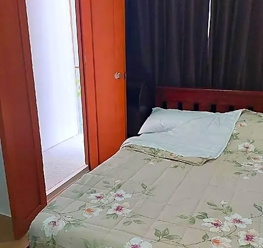 Hotel Near Jpark In Lapu-lapu 3*
